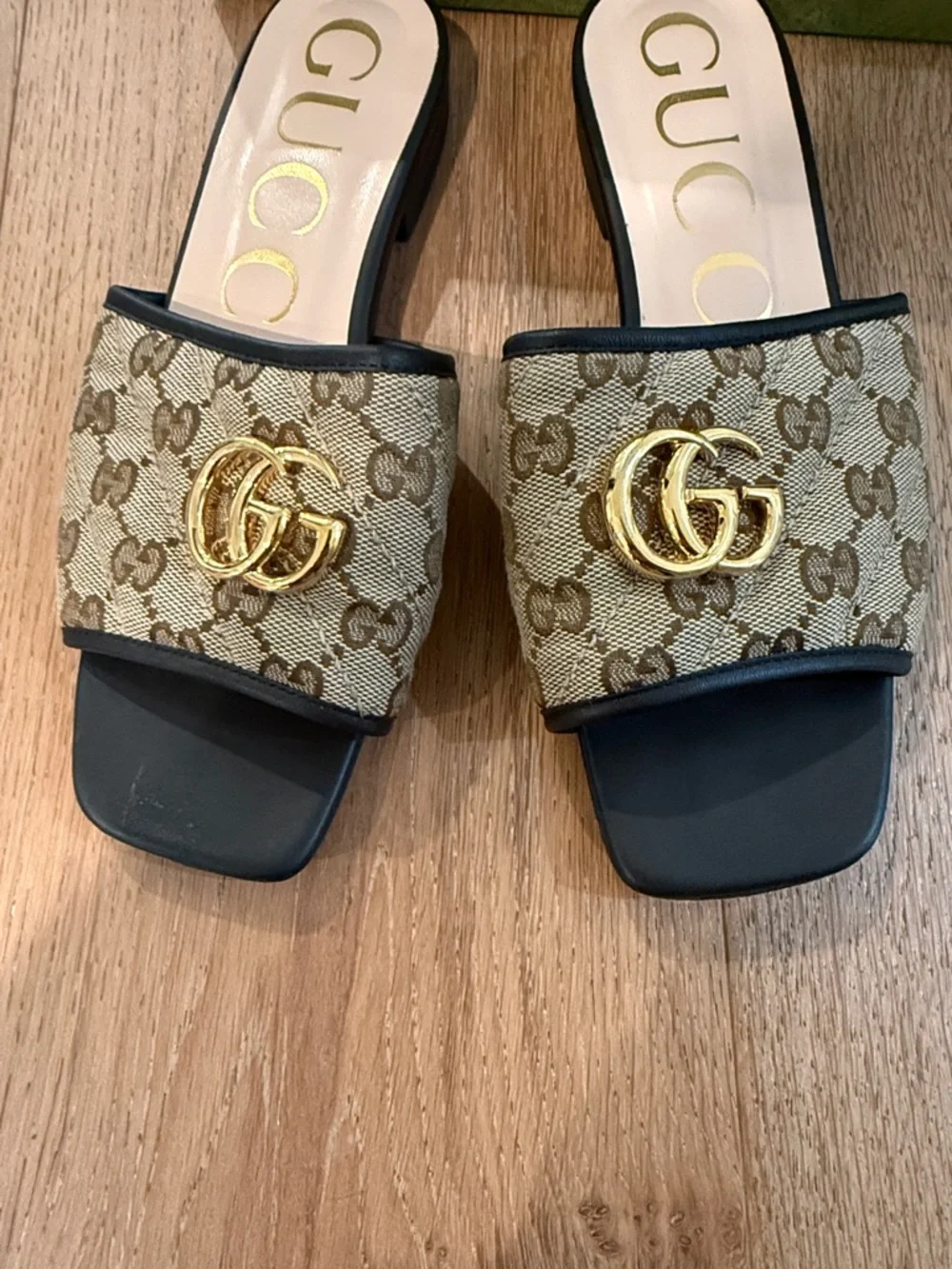 Gucci Beige GG Monogram Slide Mules with Gold Double G - Picture 3 of 5
